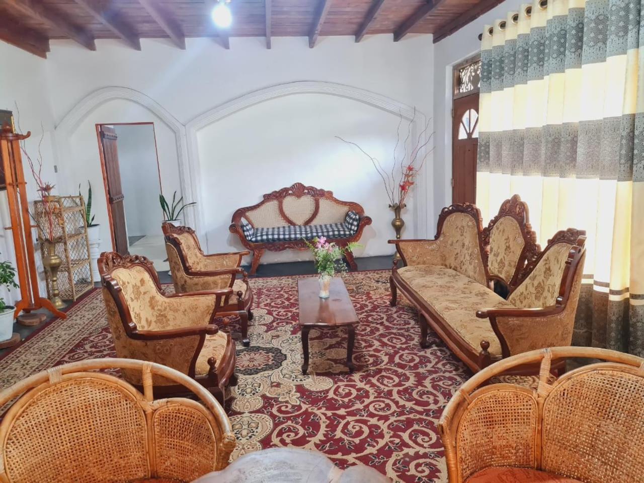 Sasru Holiday Home Nuwara Eliya Dış mekan fotoğraf