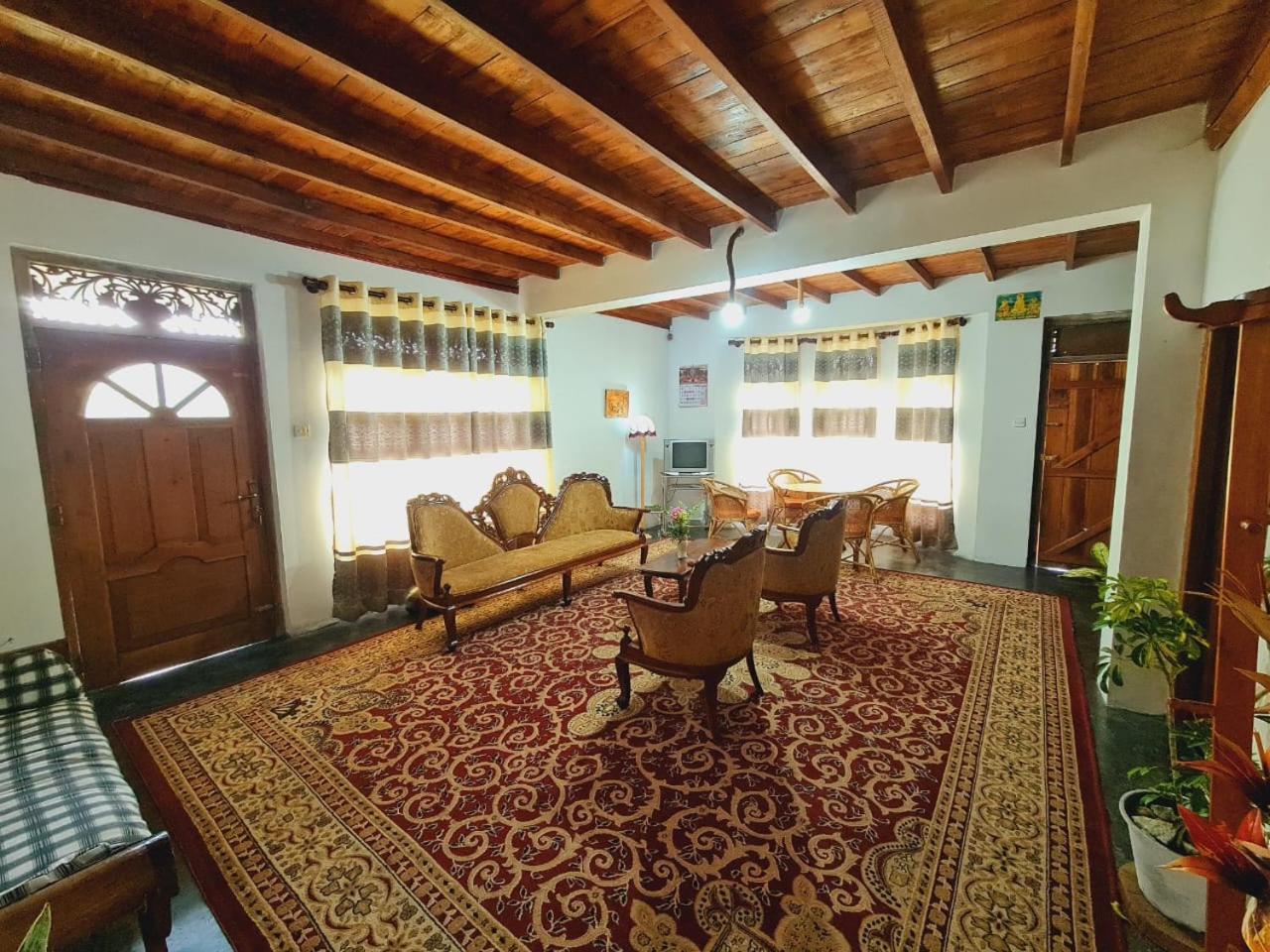 Sasru Holiday Home Nuwara Eliya Dış mekan fotoğraf